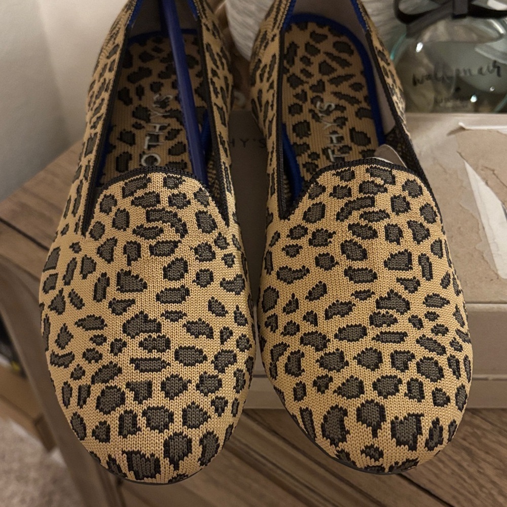 Rothy’s The Lounge Loafer Size 9-Spotted Leopard - Picture 4 of 6
